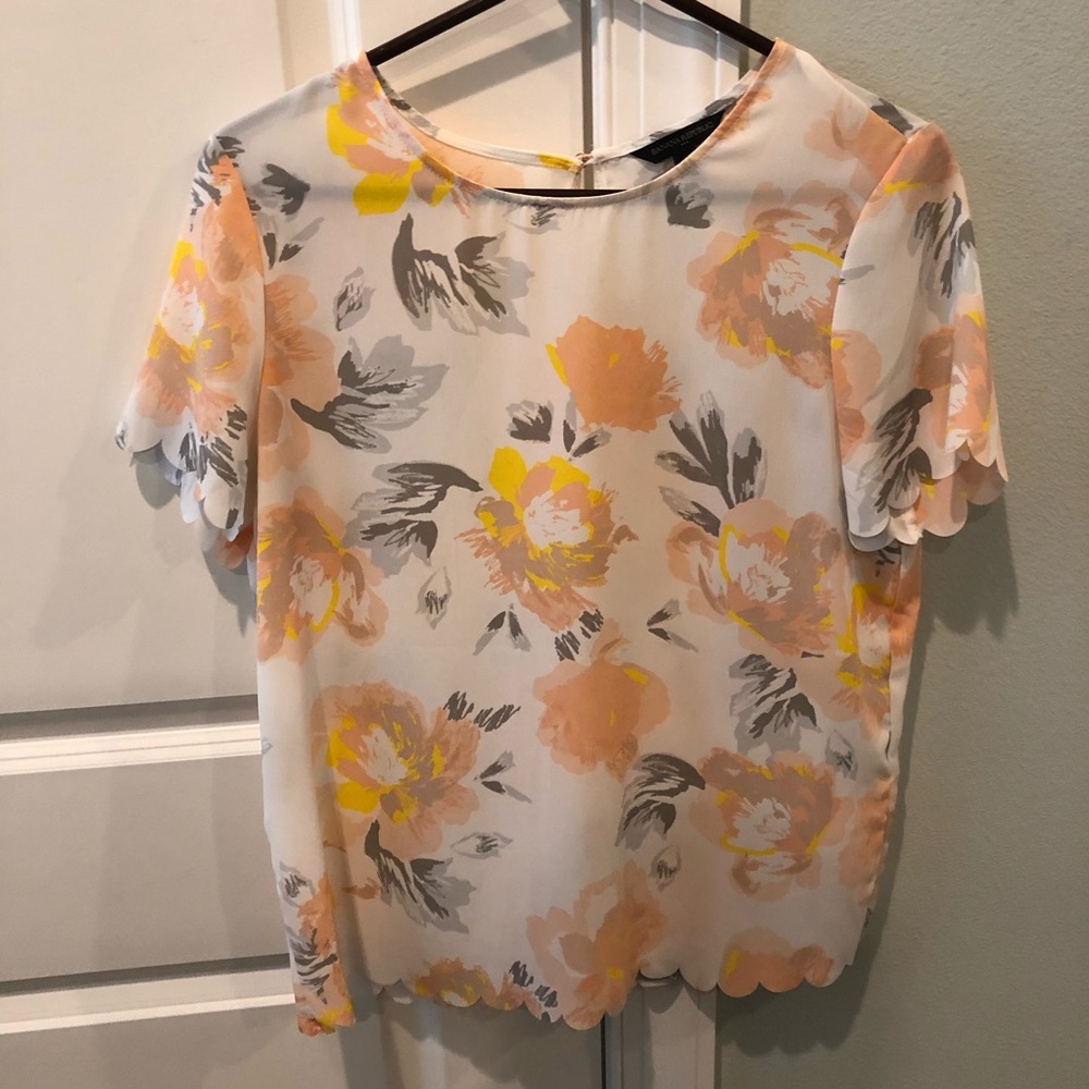 Banana Republic scalloped floral blouse